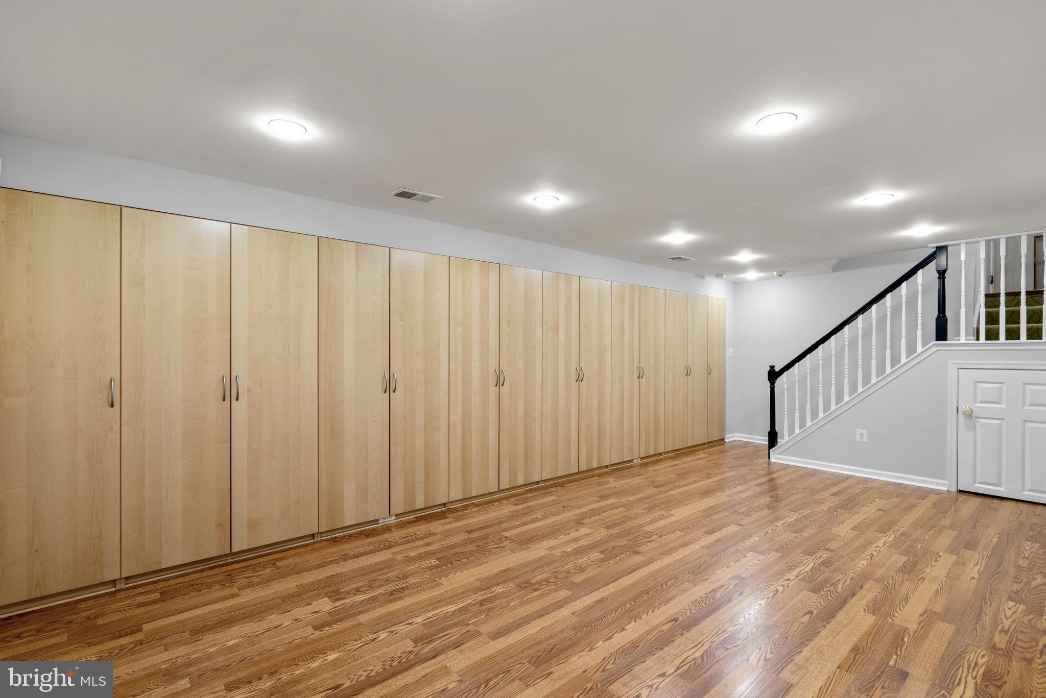 1119 HALESWORTH DRIVE