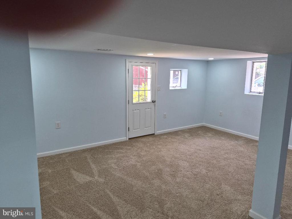4812 TOPPING ROAD