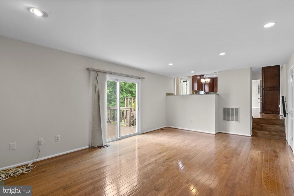 1119 HALESWORTH DRIVE
