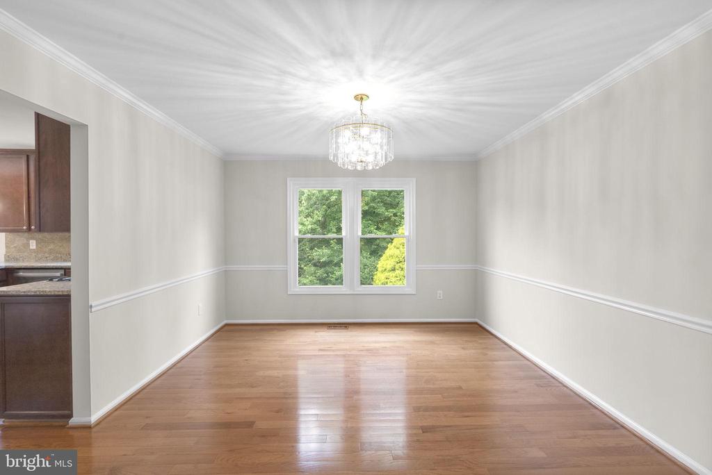 1119 HALESWORTH DRIVE