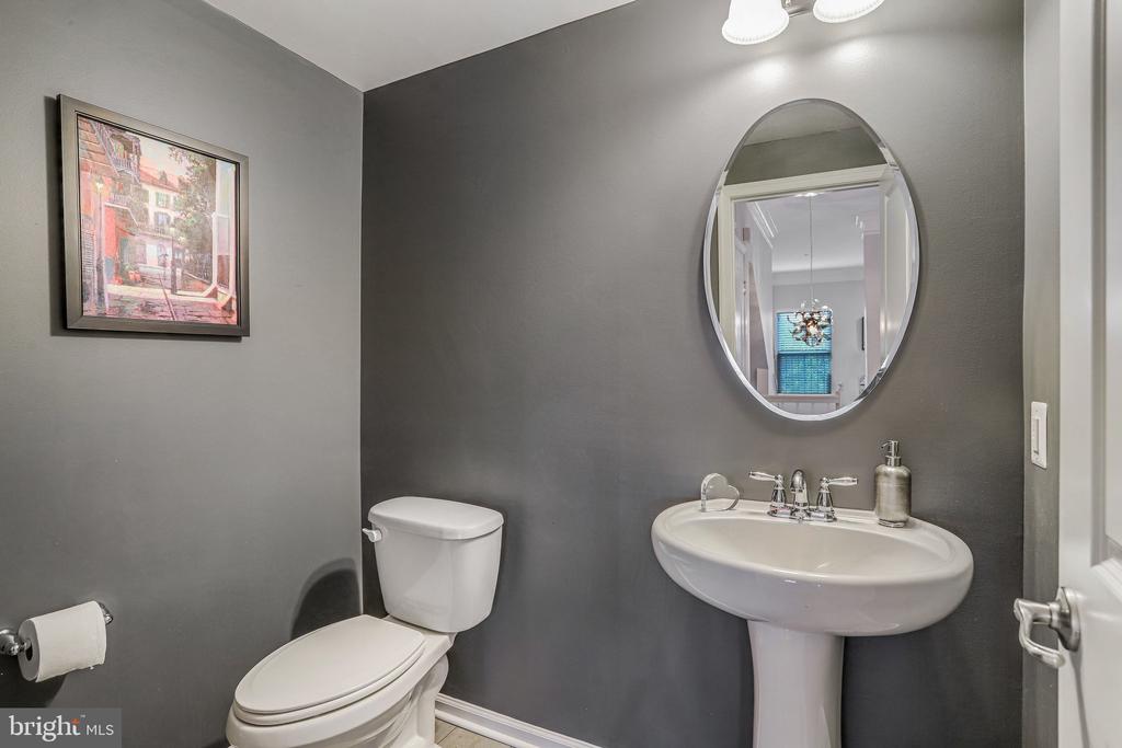 358 URBAN AVENUE Unit: 358