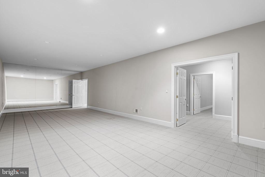 13611 DEAKINS LANE