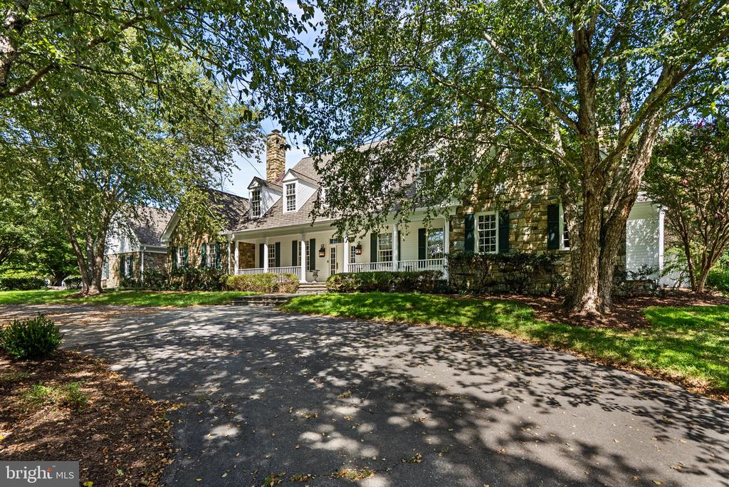 13611 DEAKINS LANE