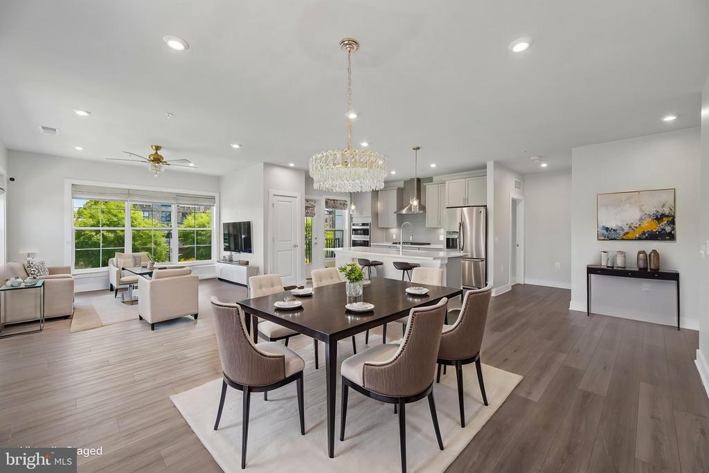 104 SAINT IVES PLACE Unit: 402
