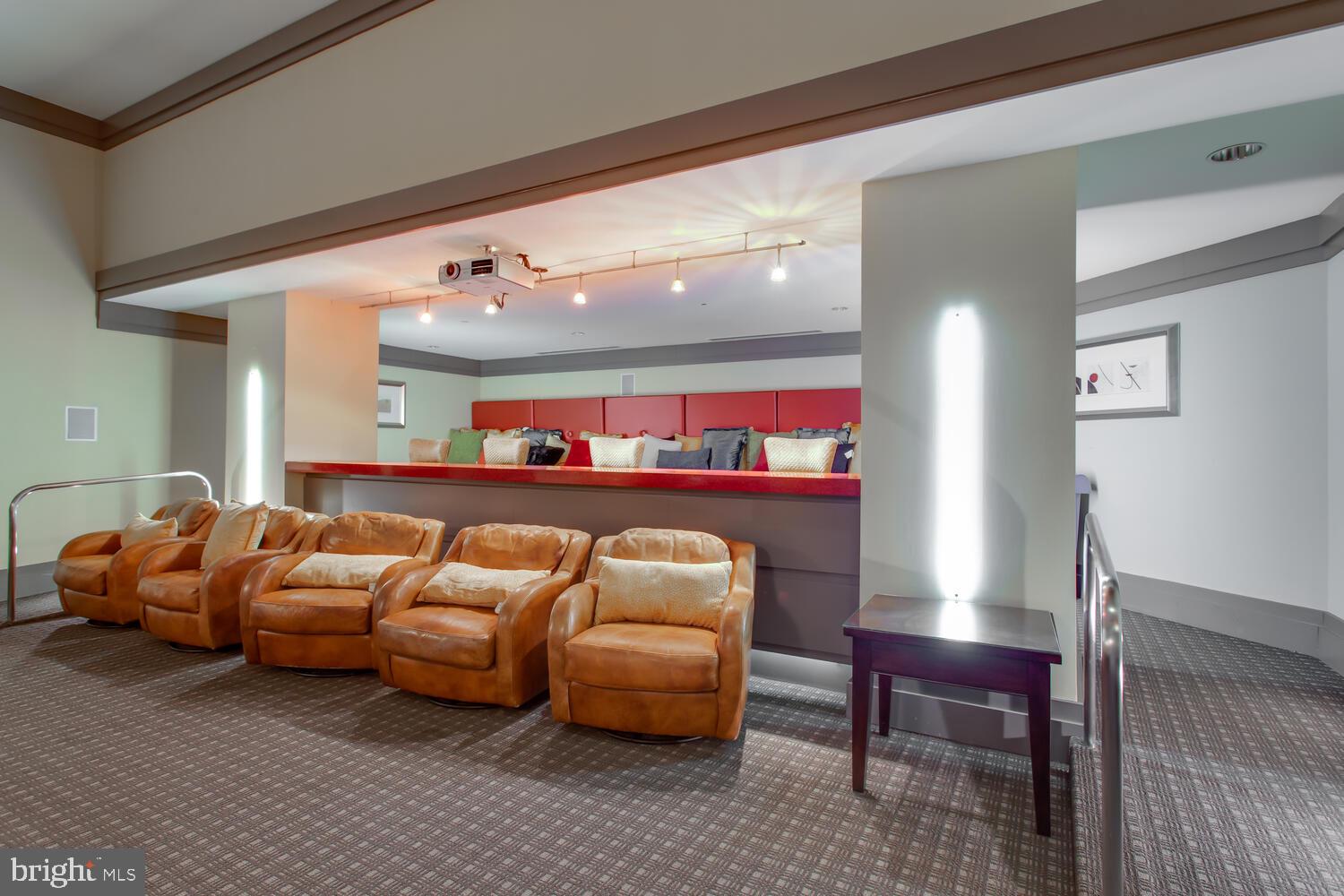 4500 S FOUR MILE RUN DRIVE Unit: 1015