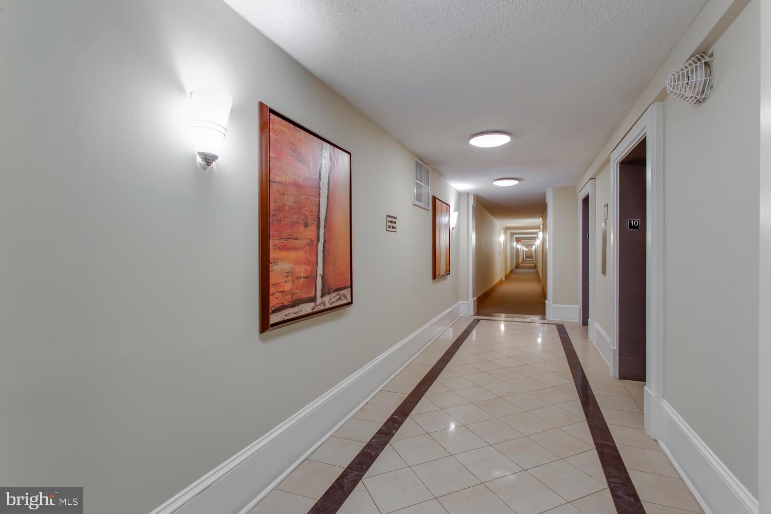 4500 S FOUR MILE RUN DRIVE Unit: 1015