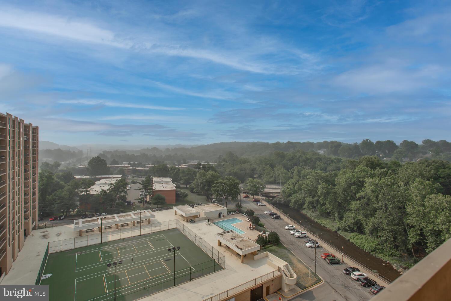 4500 S FOUR MILE RUN DRIVE Unit: 1015