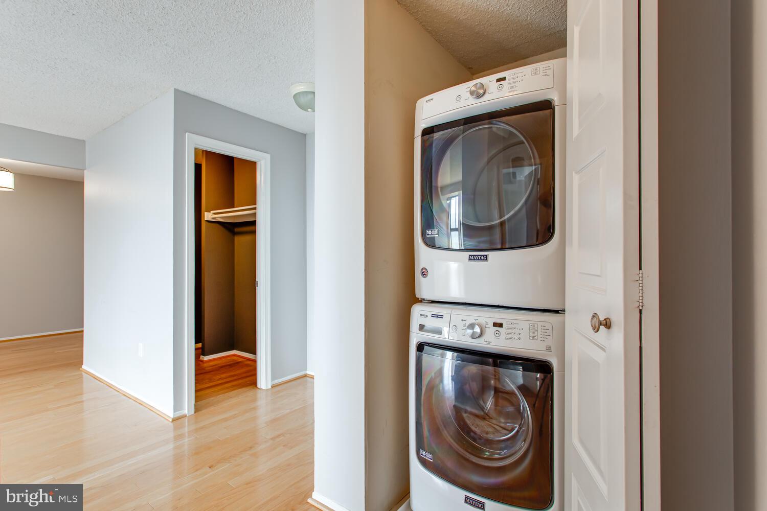 4500 S FOUR MILE RUN DRIVE Unit: 1015