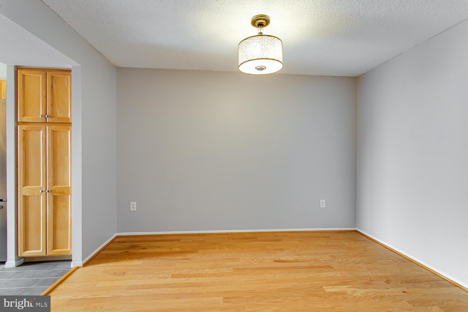 4500 S FOUR MILE RUN DRIVE Unit: 1015