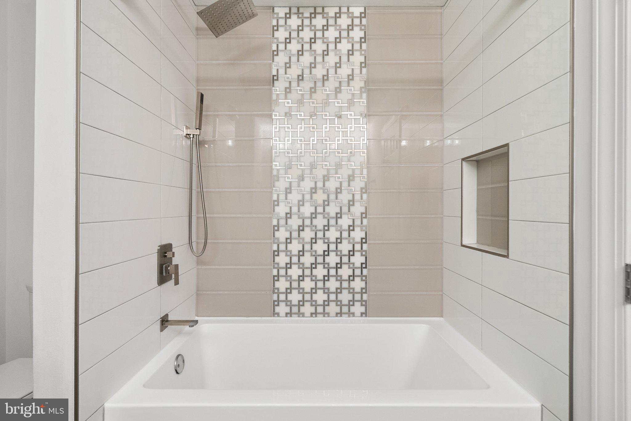 8104 Meadow Springs COURT