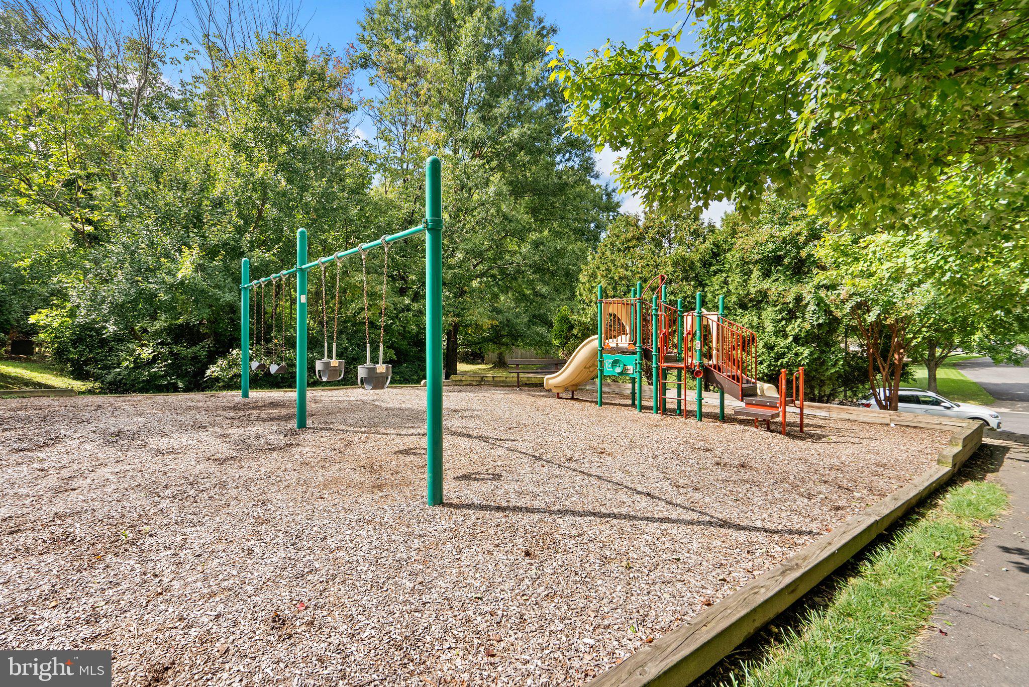 8104 Meadow Springs COURT