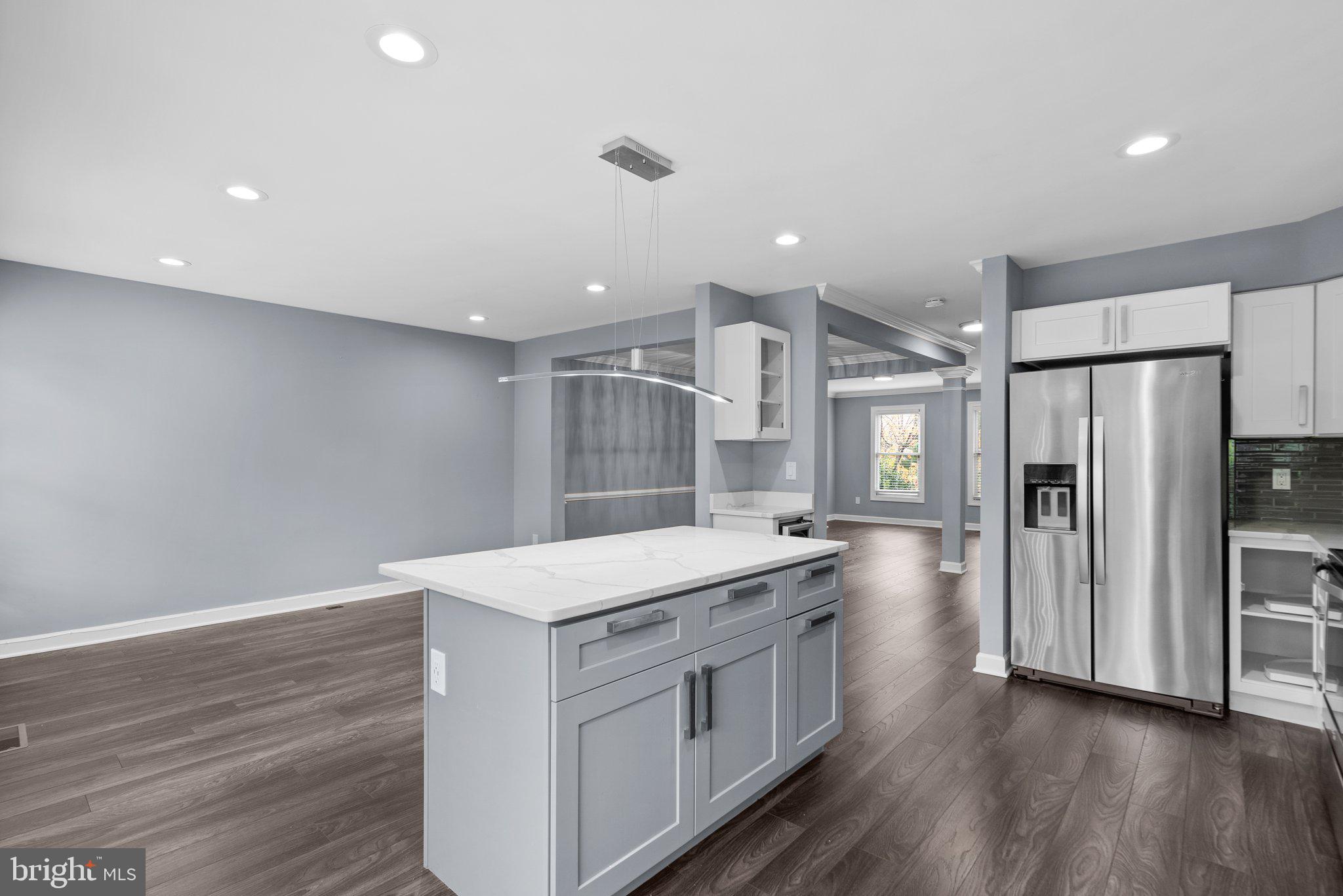 8104 Meadow Springs COURT