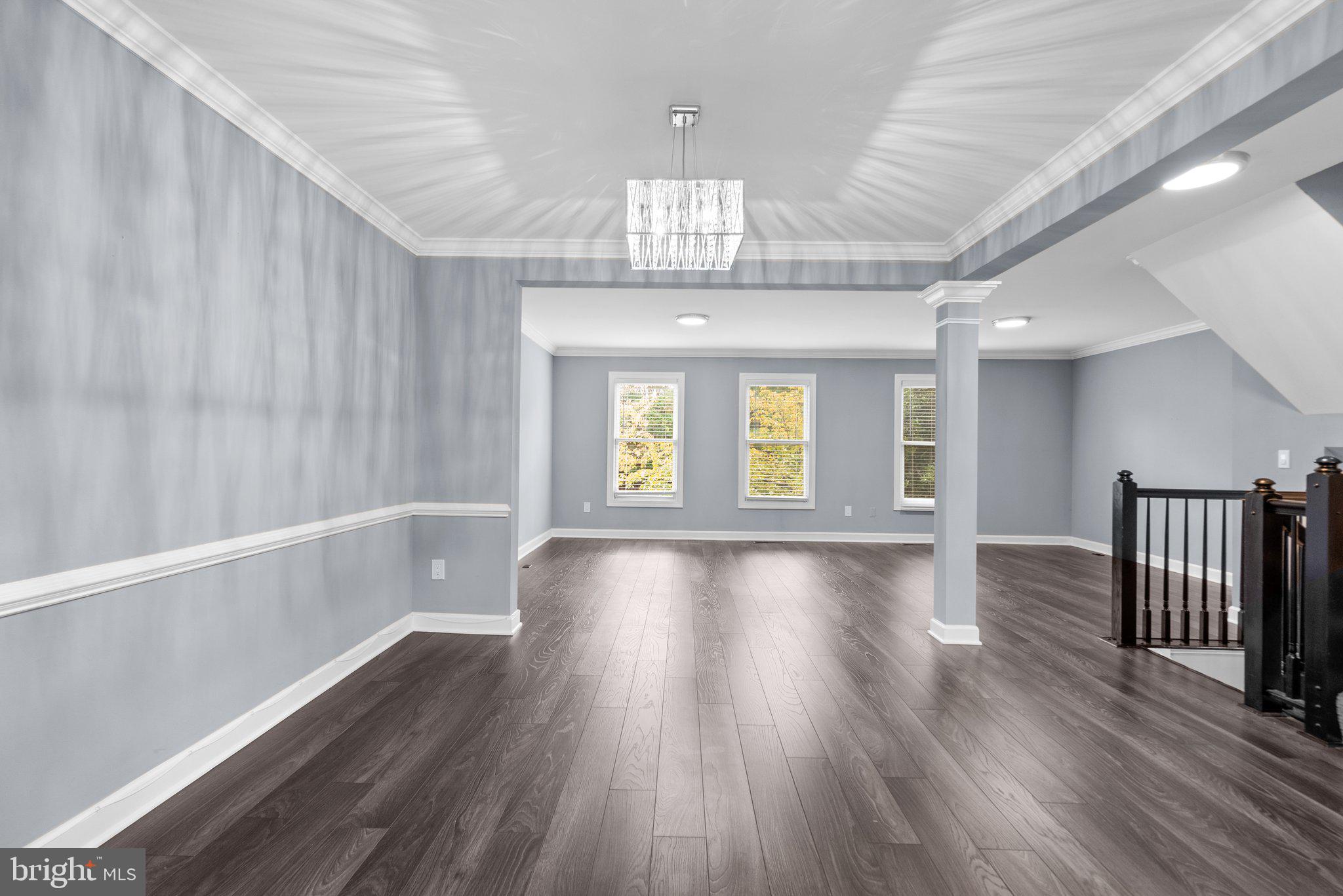 8104 Meadow Springs COURT