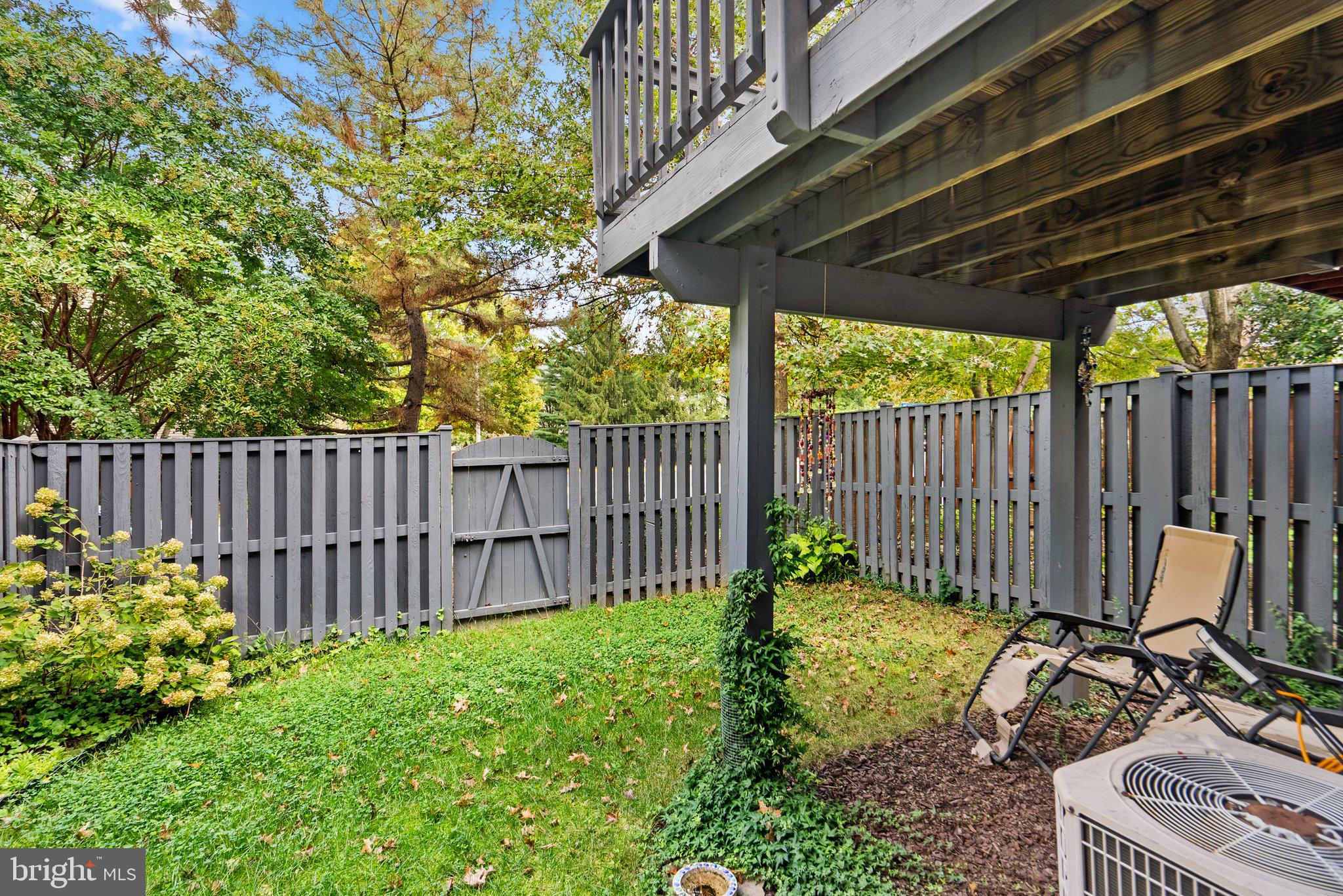 8104 Meadow Springs COURT