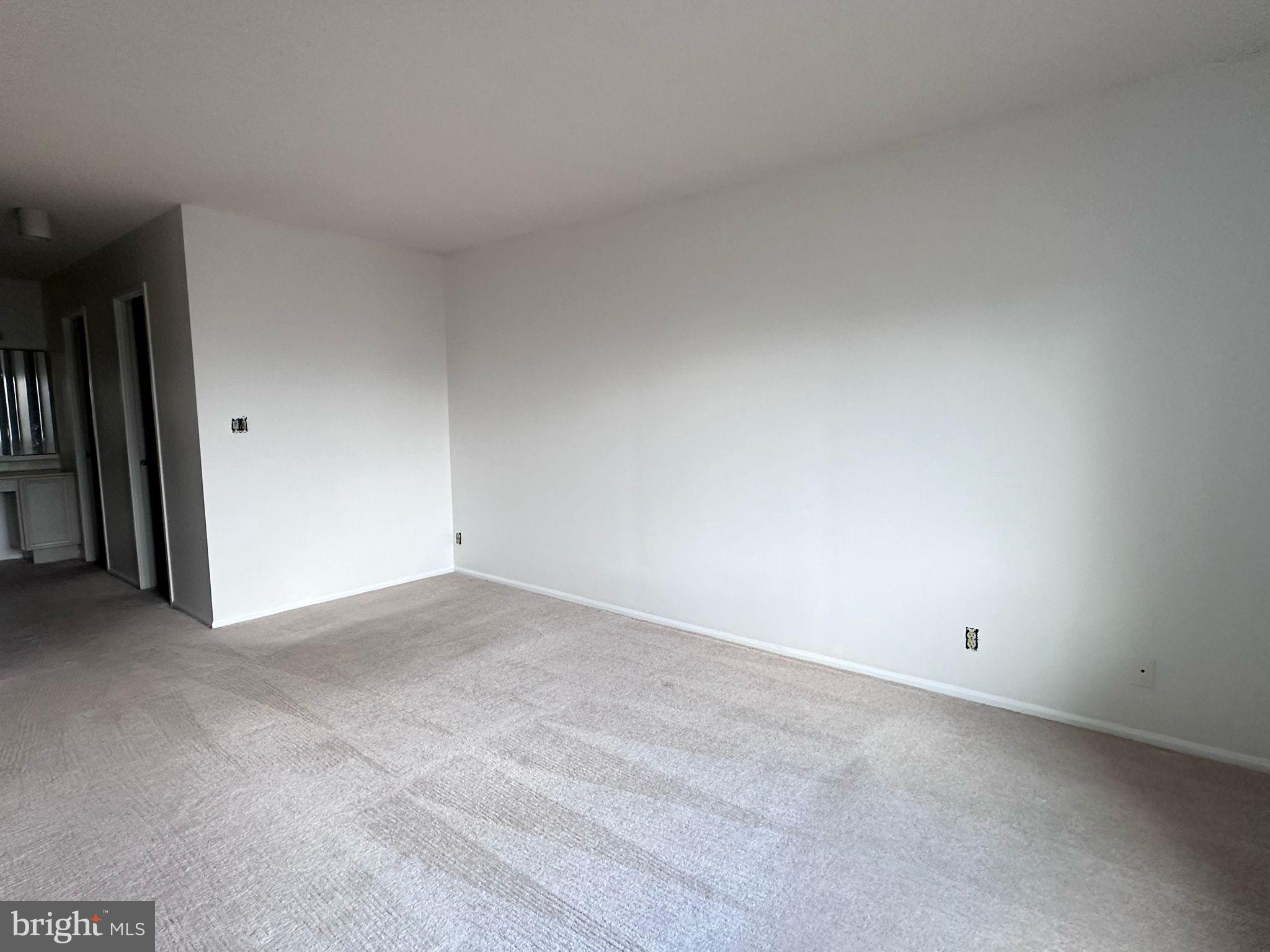 8340 Greensboro #606