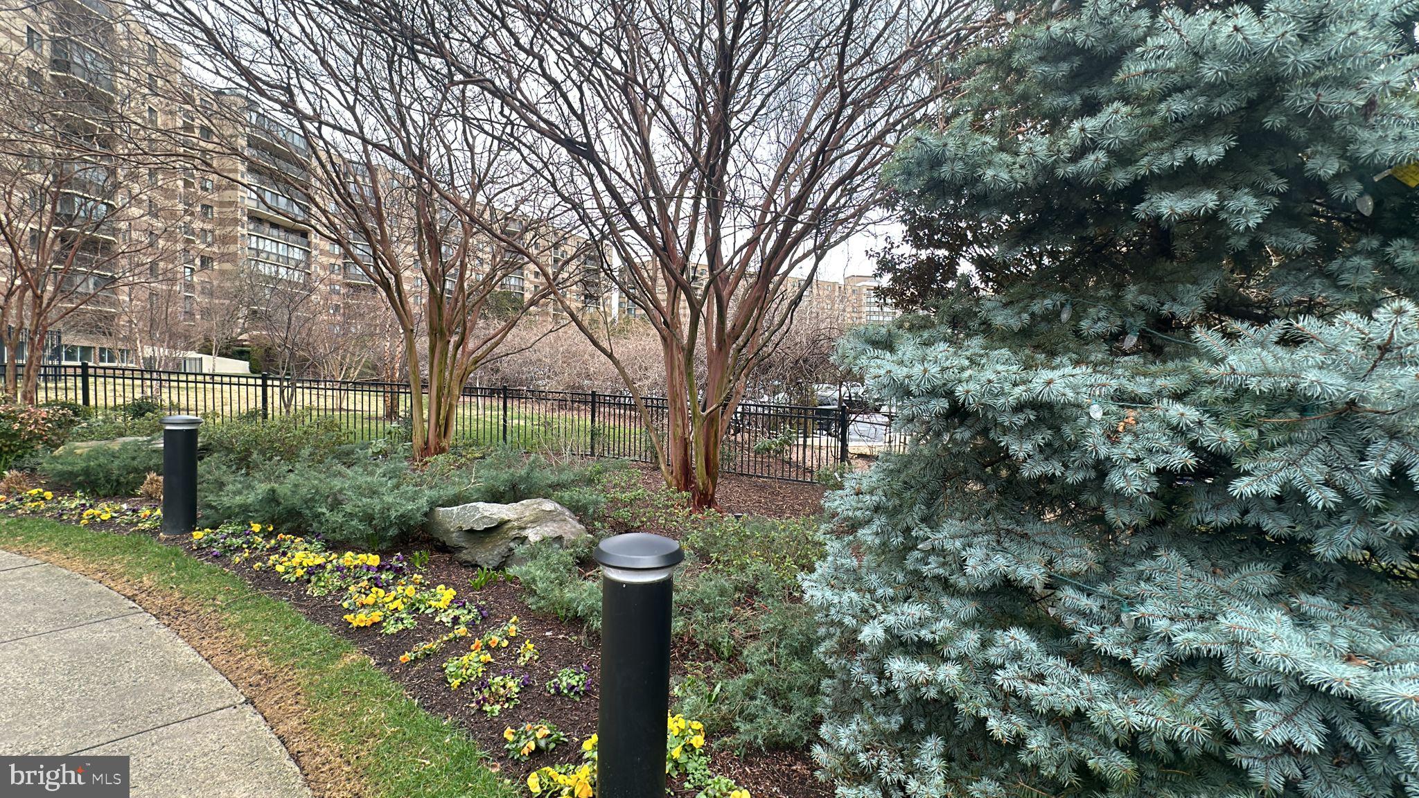 8340 Greensboro #606