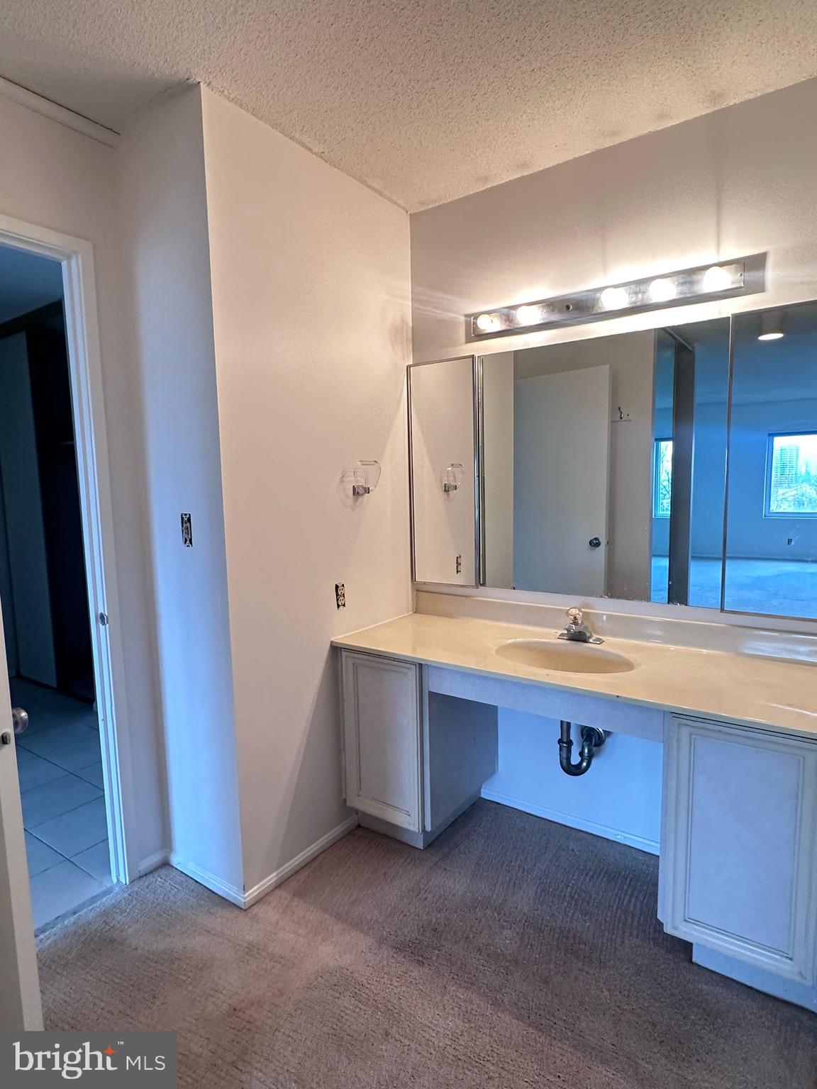 8340 Greensboro #606