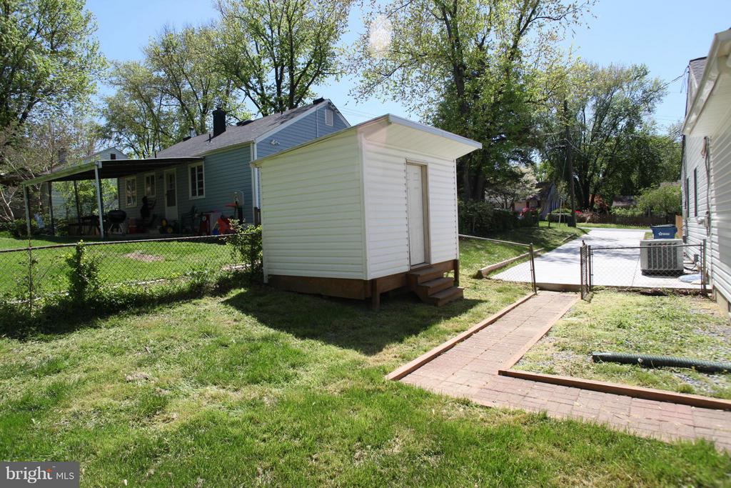 1837 LUSBY PL