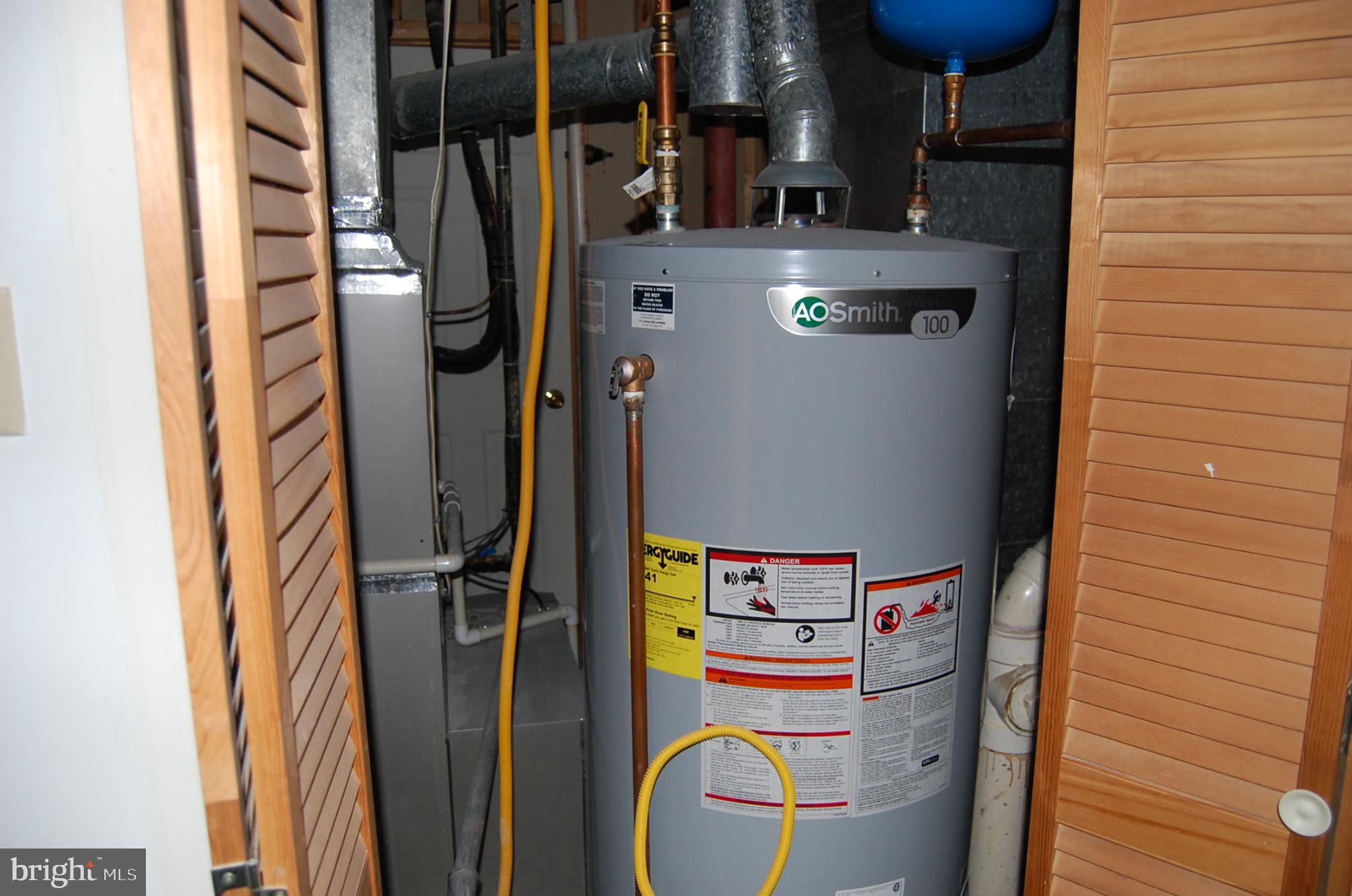 2413 BELLE HAVEN MEADOWS COURT