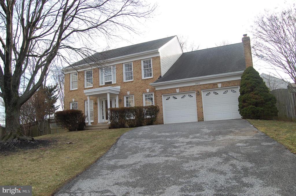 2413 BELLE HAVEN MEADOWS COURT