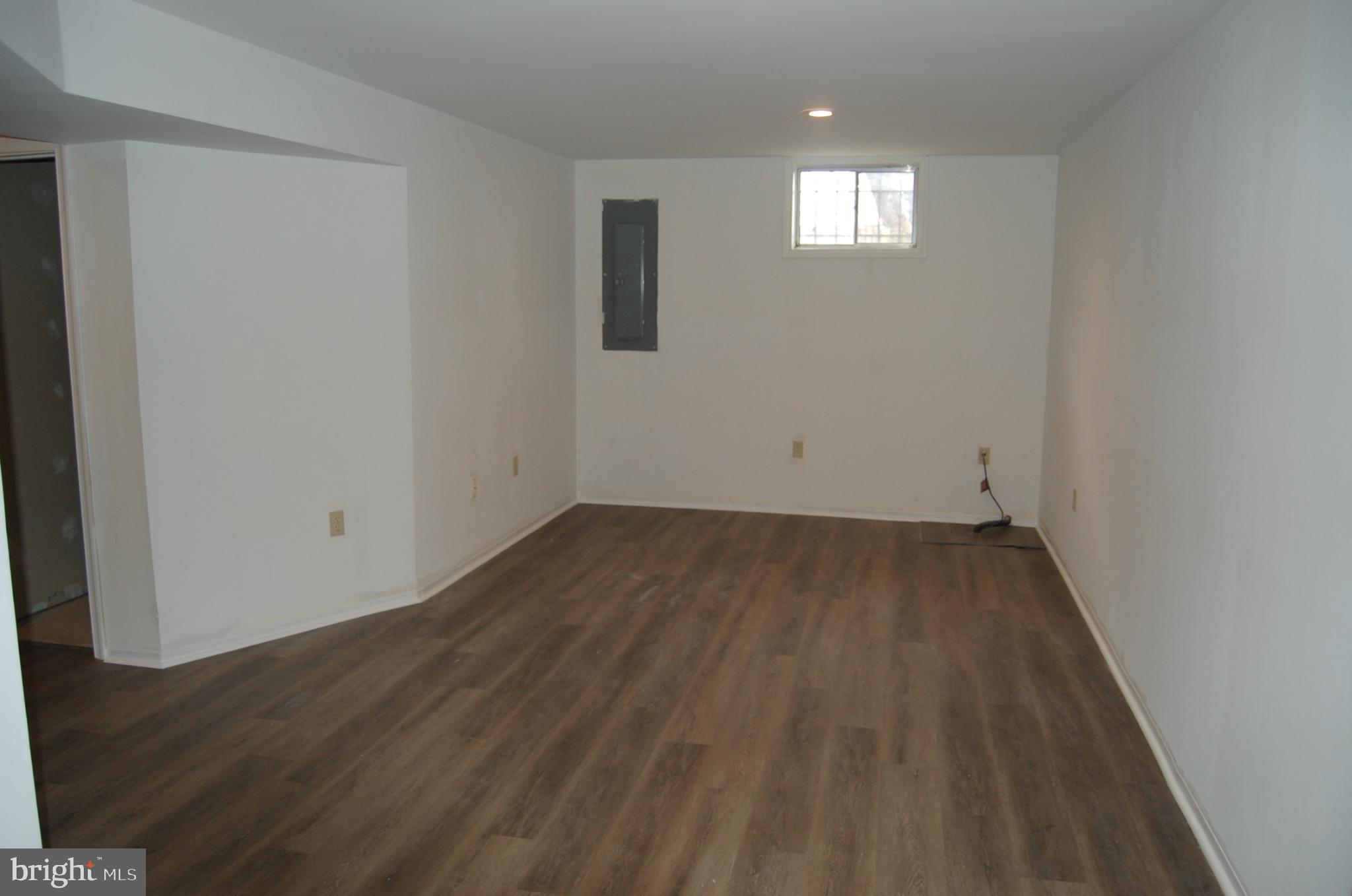 2413 BELLE HAVEN MEADOWS COURT