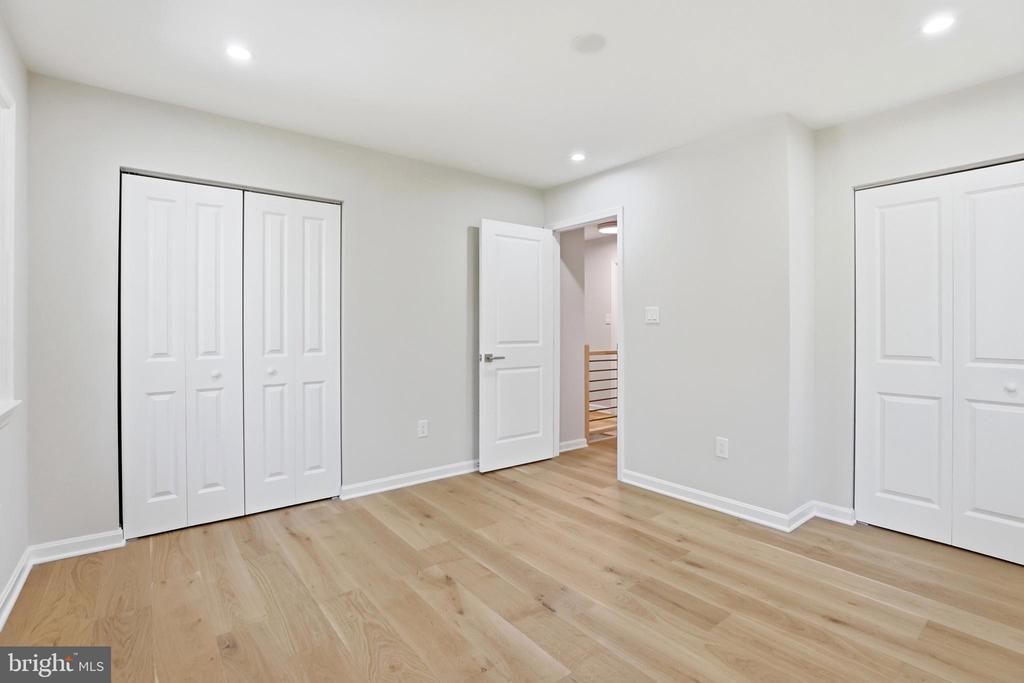 12136 WESTWOOD HILLS DRIVE