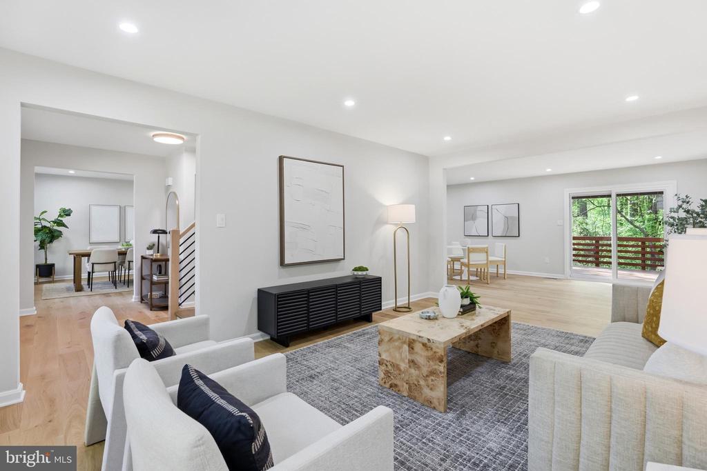 12136 WESTWOOD HILLS DRIVE
