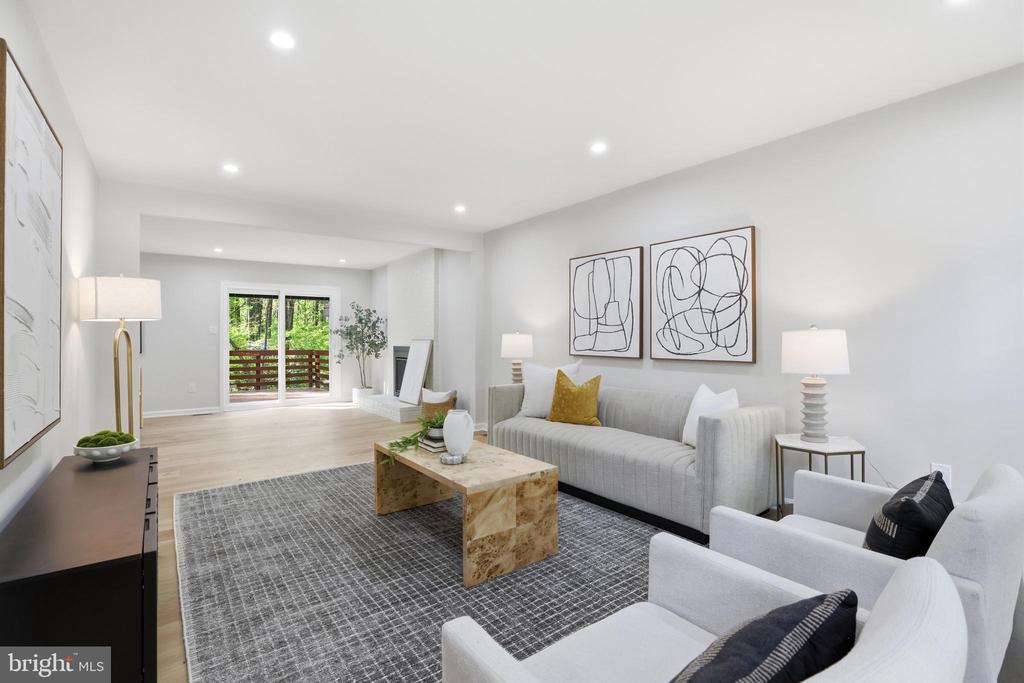 12136 WESTWOOD HILLS DRIVE
