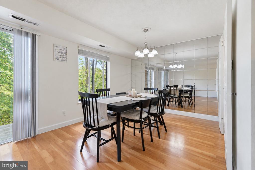 3100 S MANCHESTER STREET Unit: 632