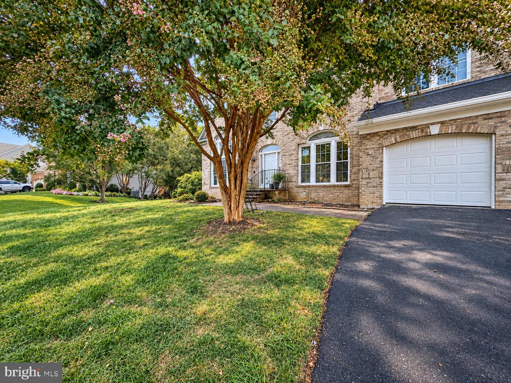 8313 IVY GREEN ROAD