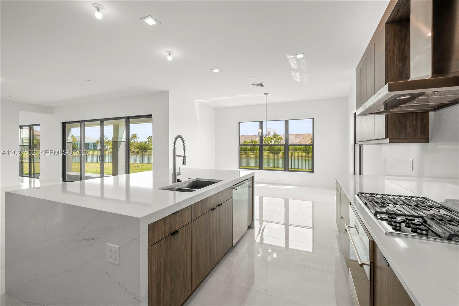 12865 Wingspan Court