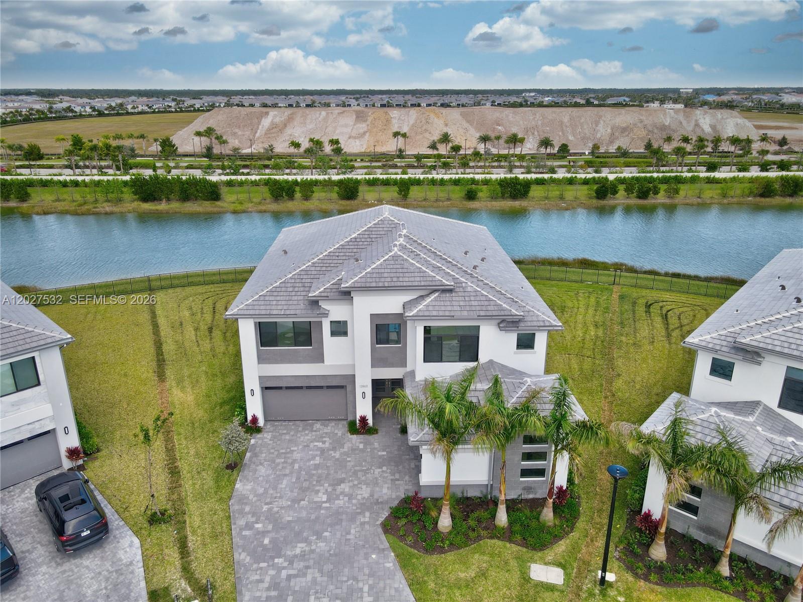12865 Wingspan Court