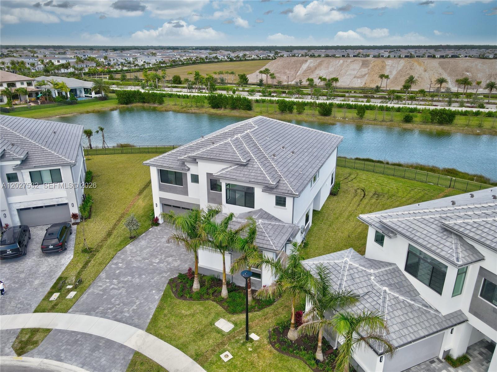 12865 Wingspan Court