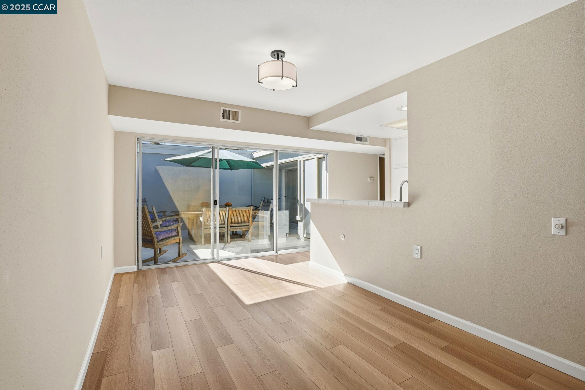 2425 Pine Knoll Dr # 1