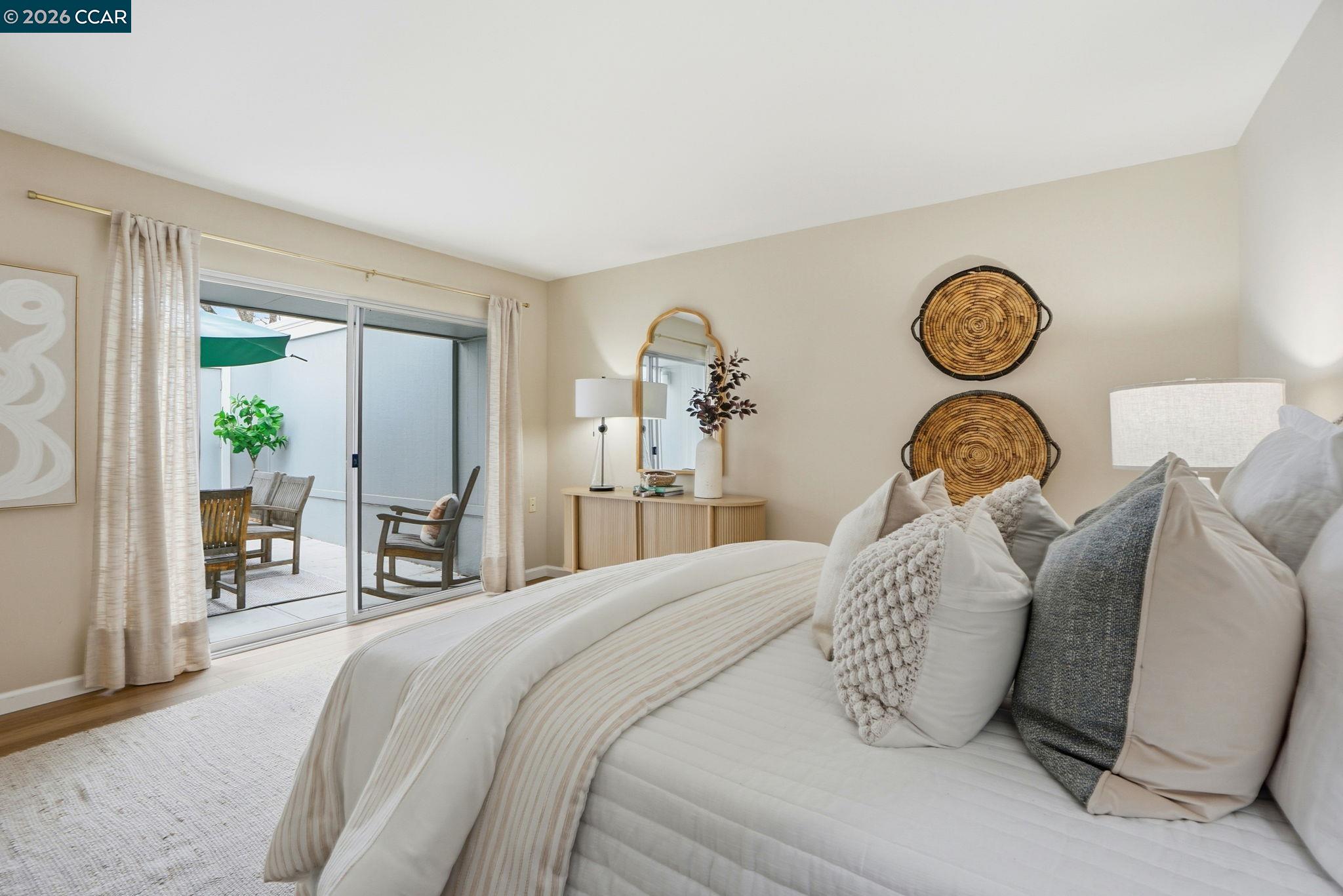 2425 Pine Knoll Dr # 1