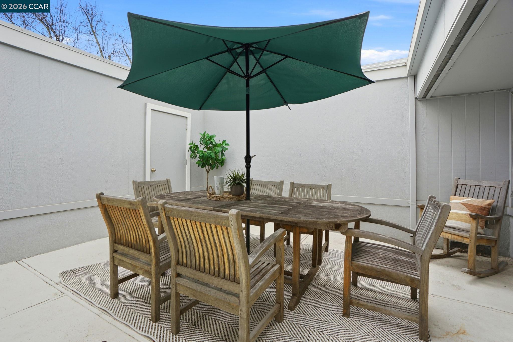 2425 Pine Knoll Dr # 1