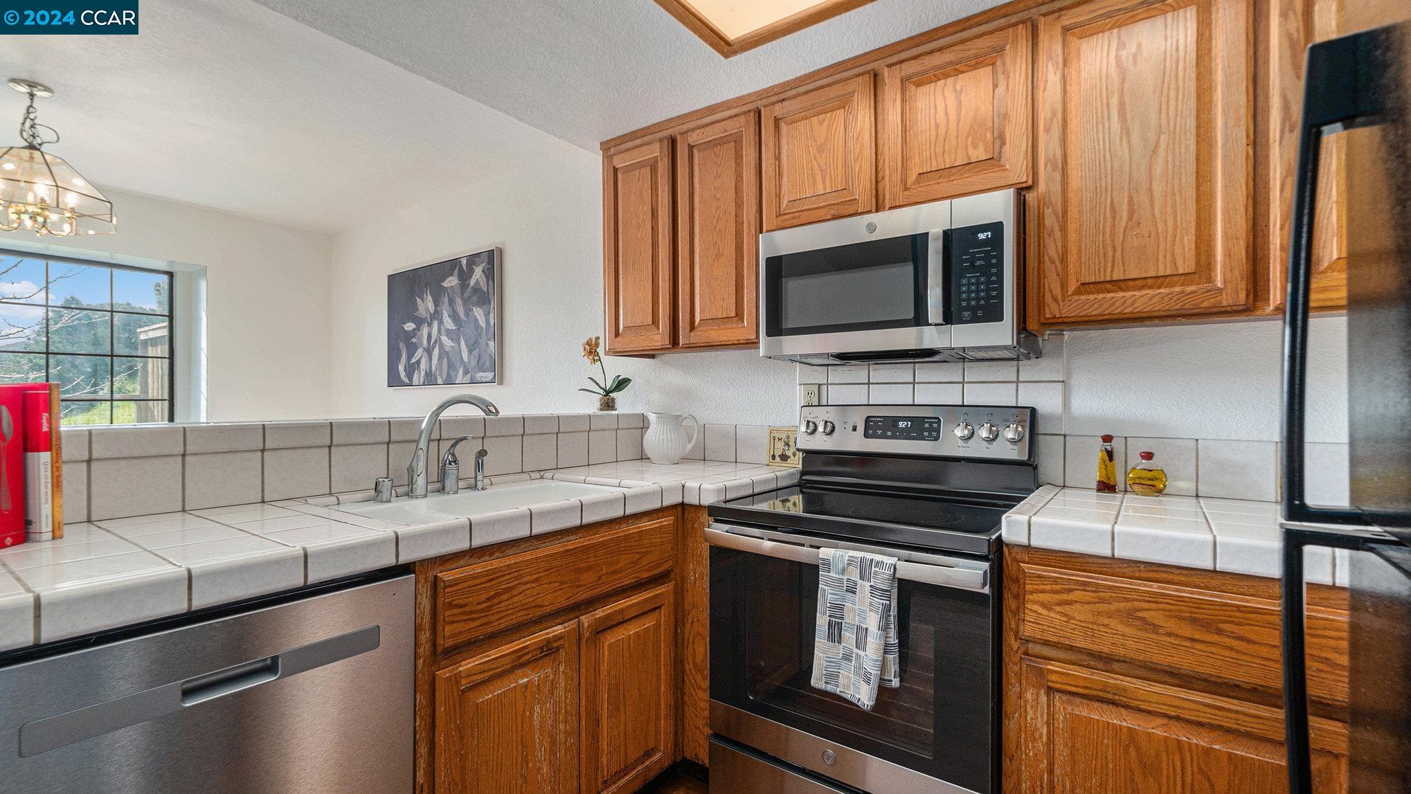 1322 Black Oak Ct