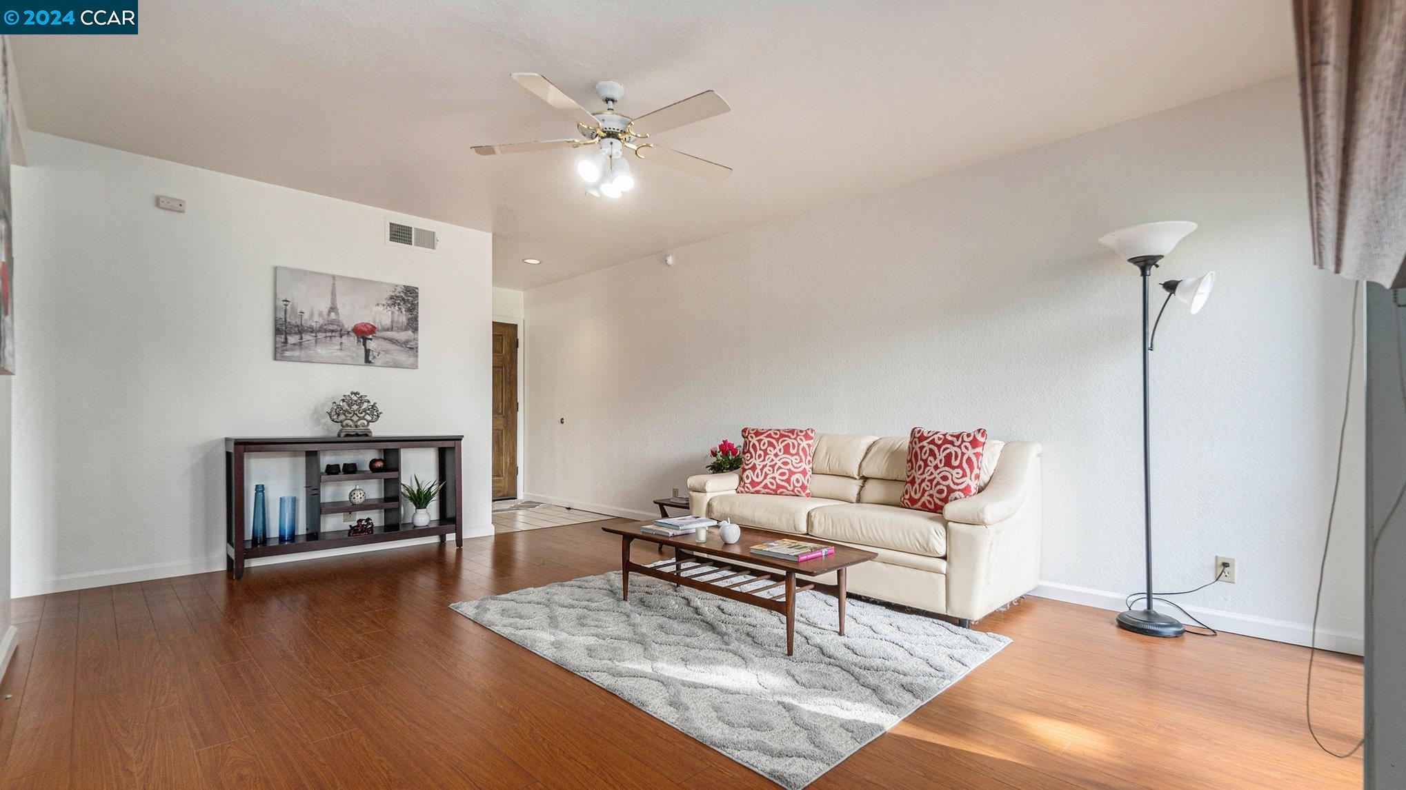 1322 Black Oak Ct