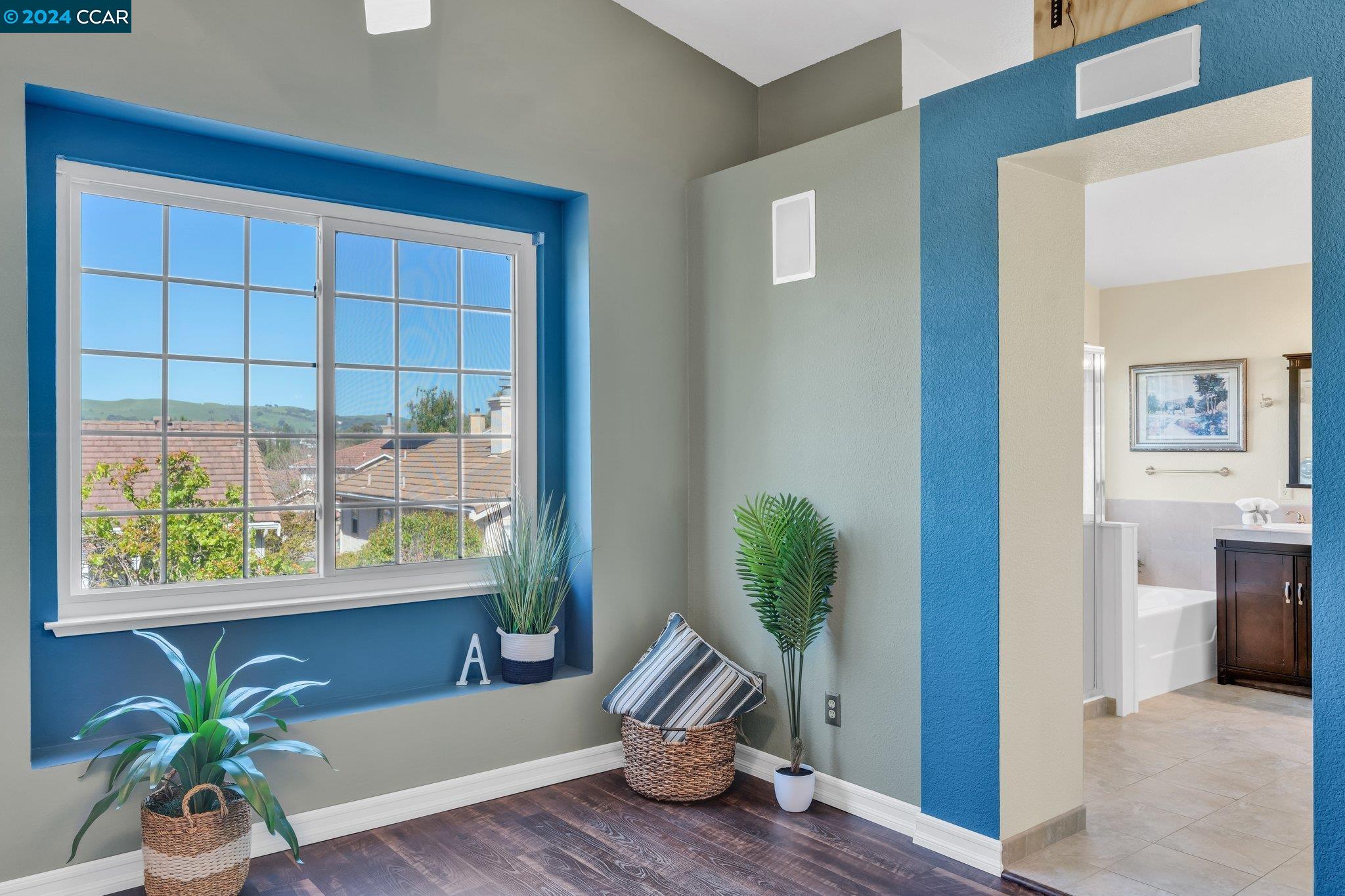 292 Oakwood Cir