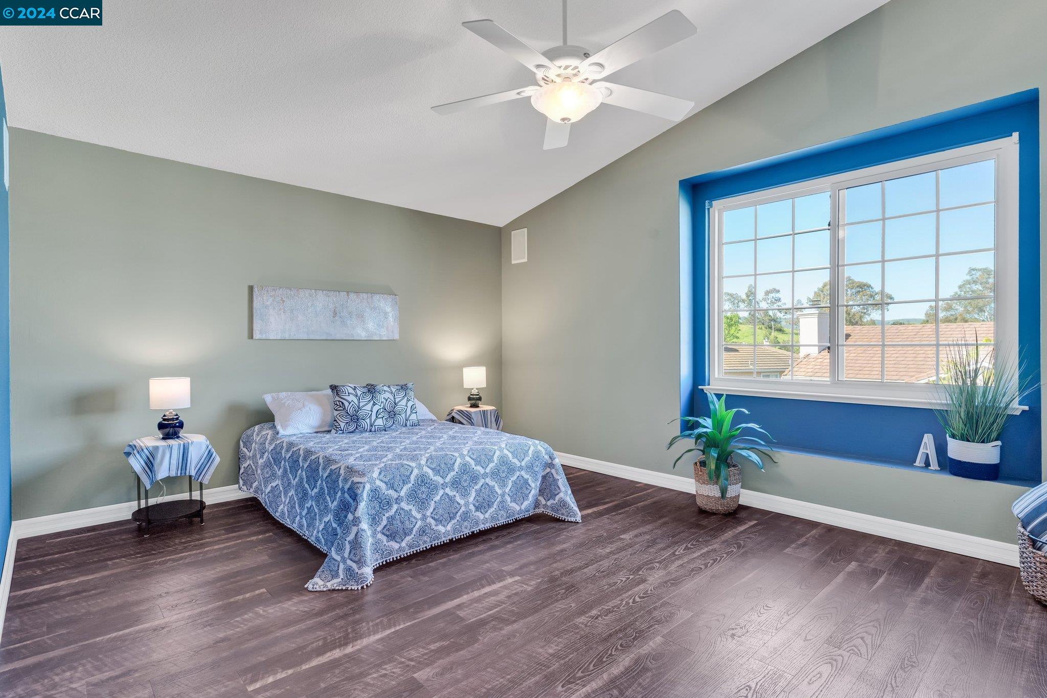 292 Oakwood Cir