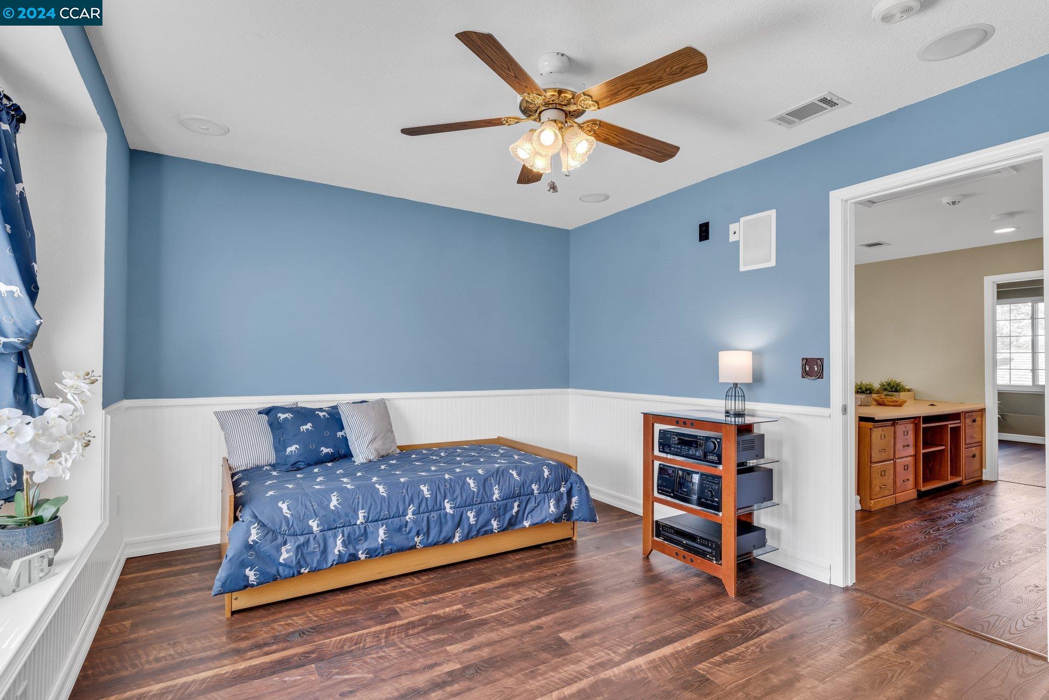 292 Oakwood Cir