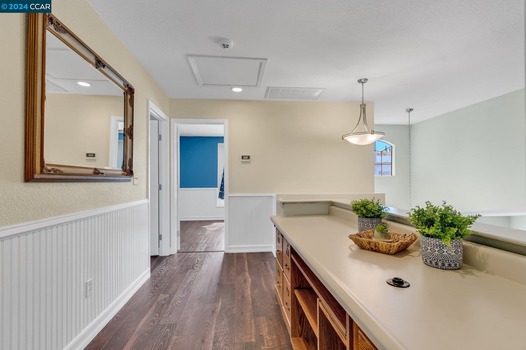 292 Oakwood Cir