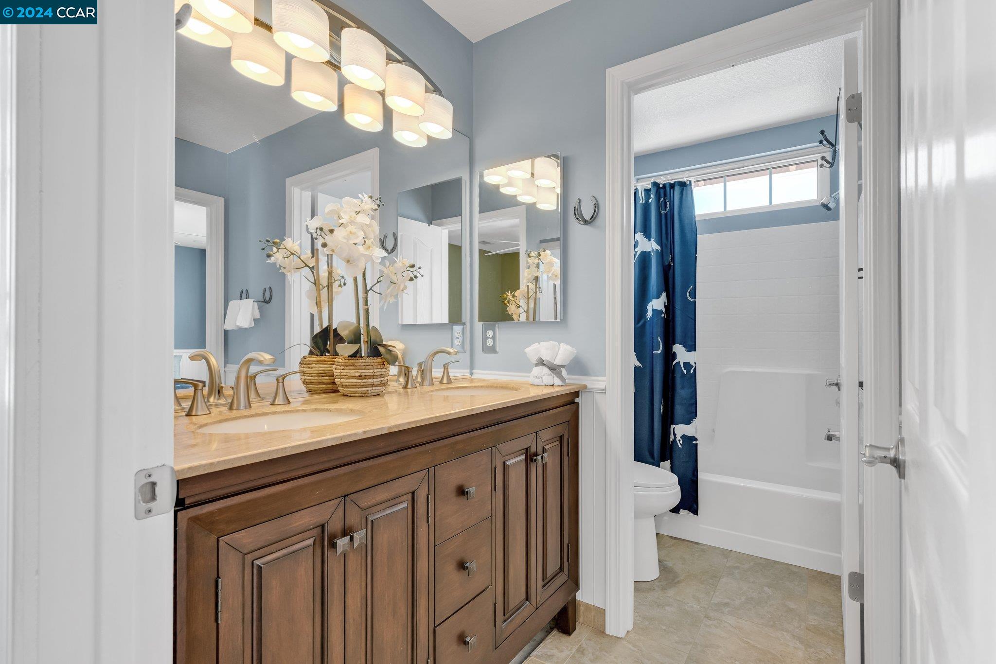292 Oakwood Cir