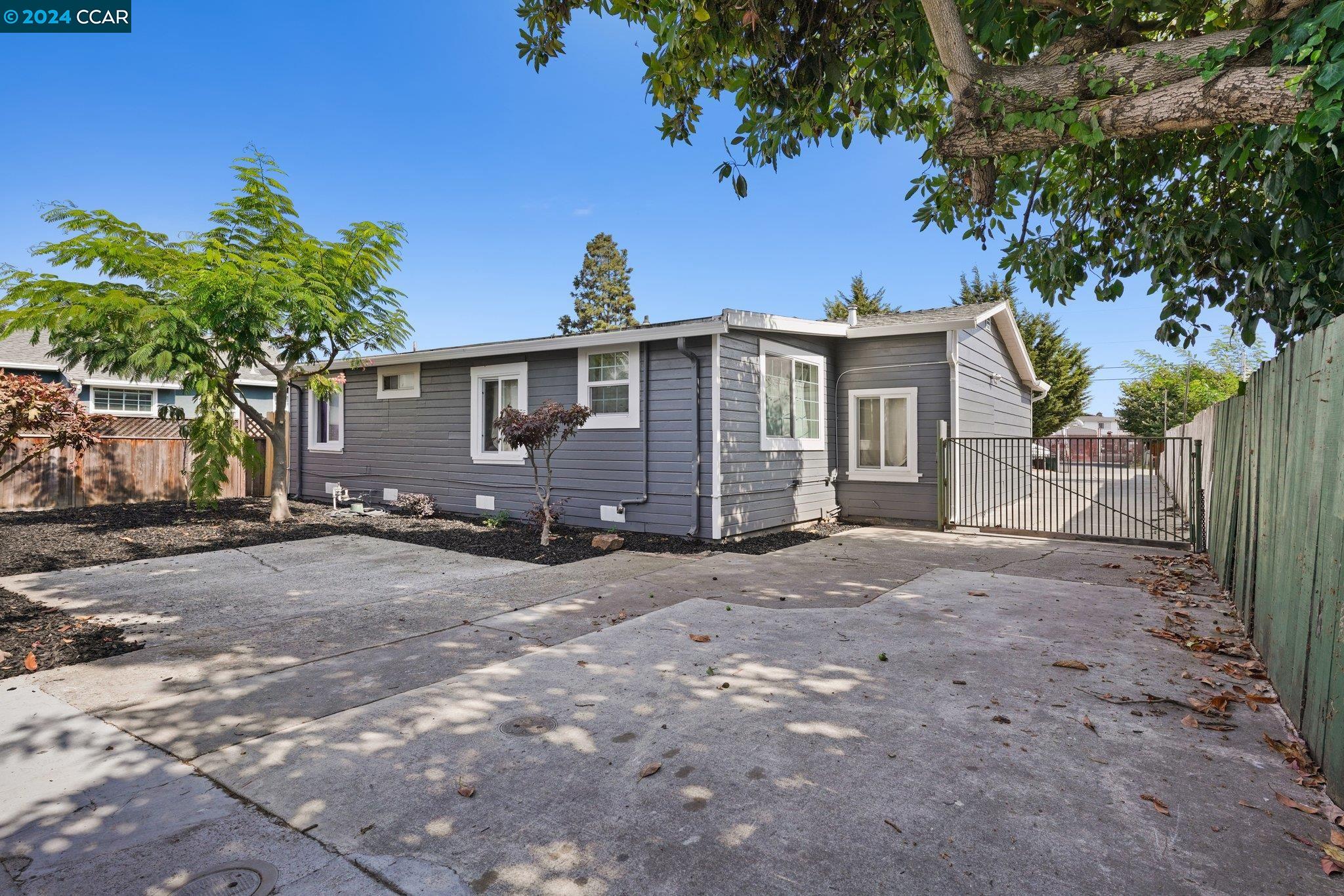 230- 234 Laurel Ave