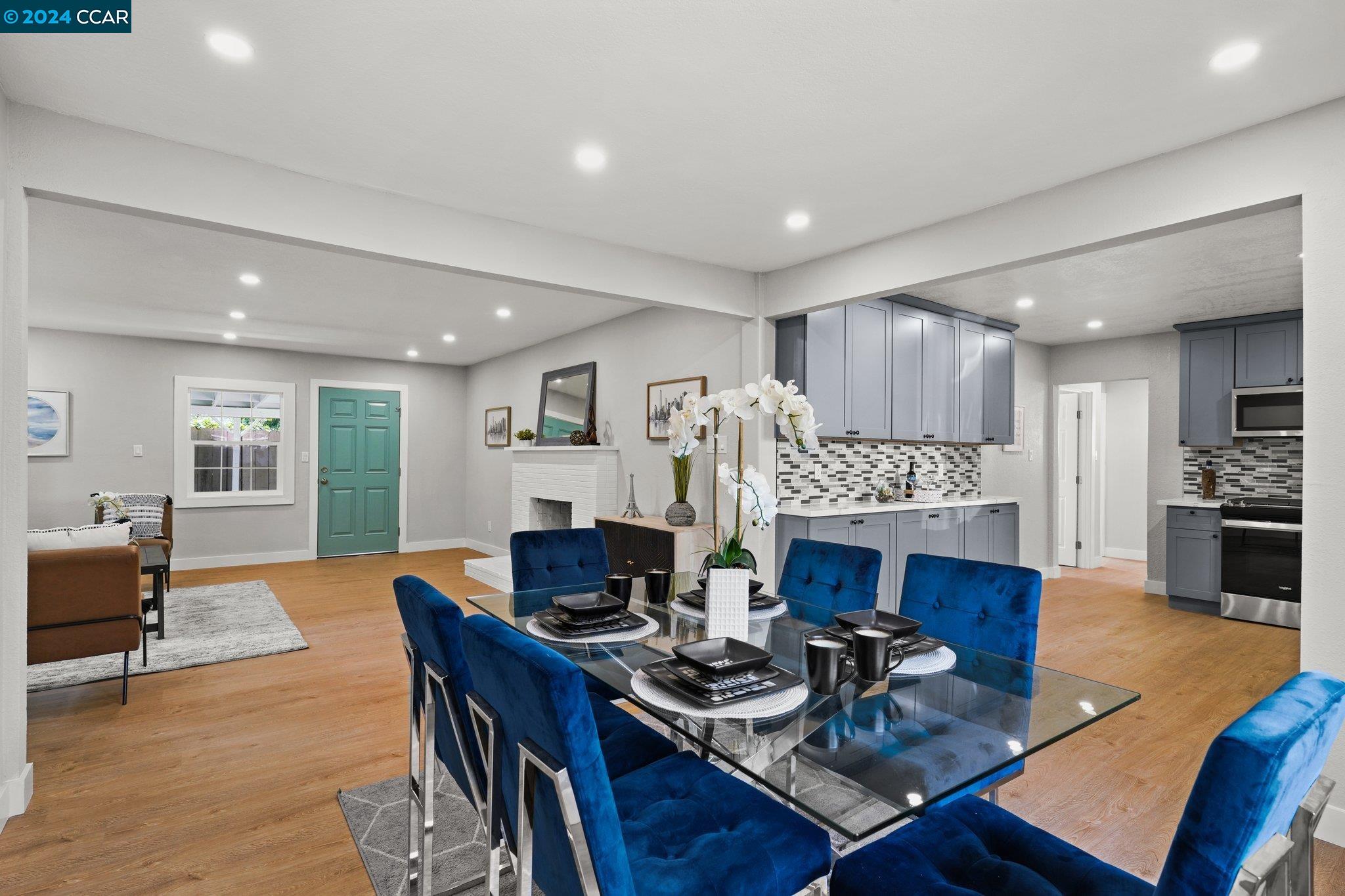 230- 234 Laurel Ave