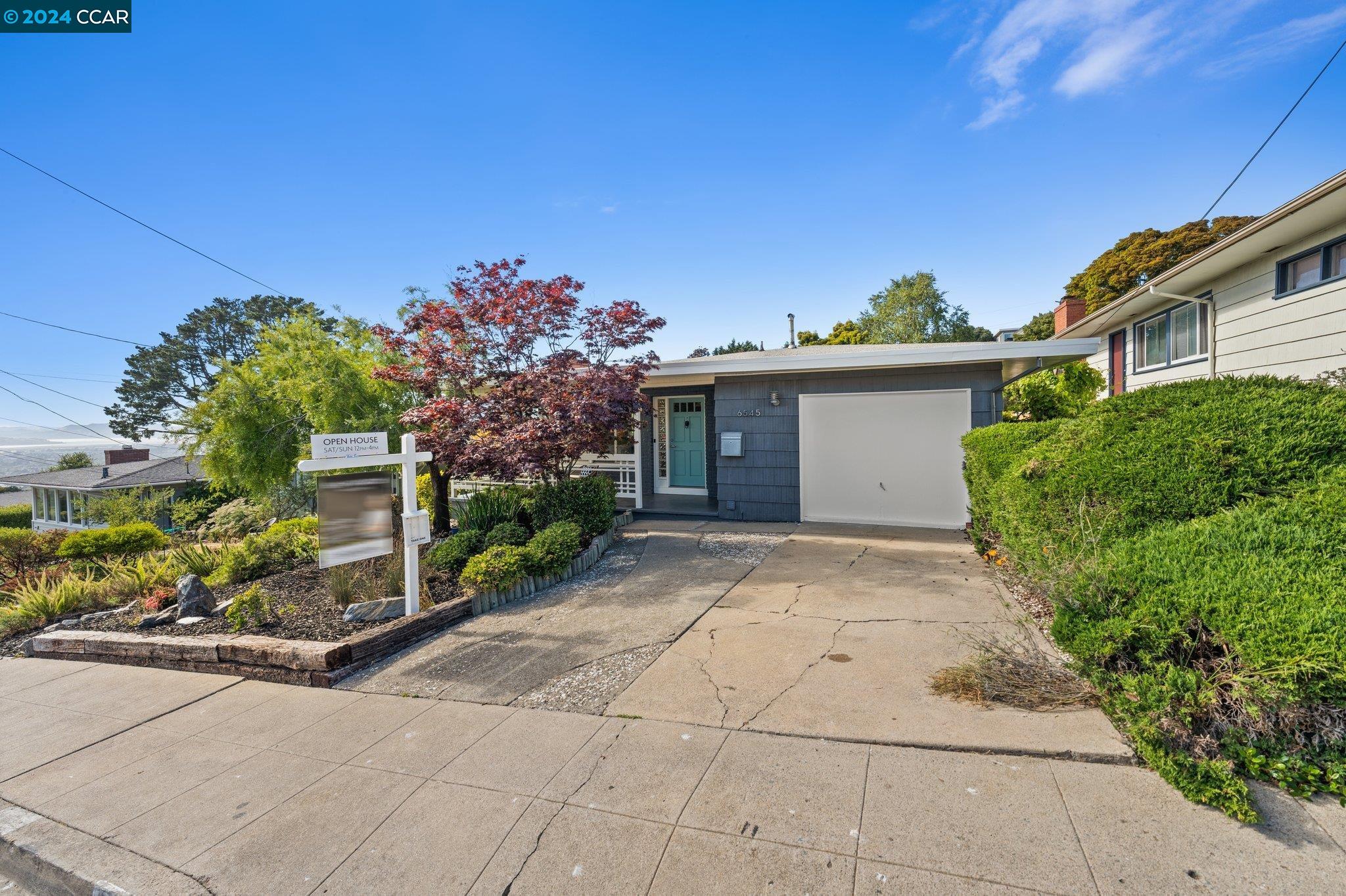 6545 Alta Vista Dr