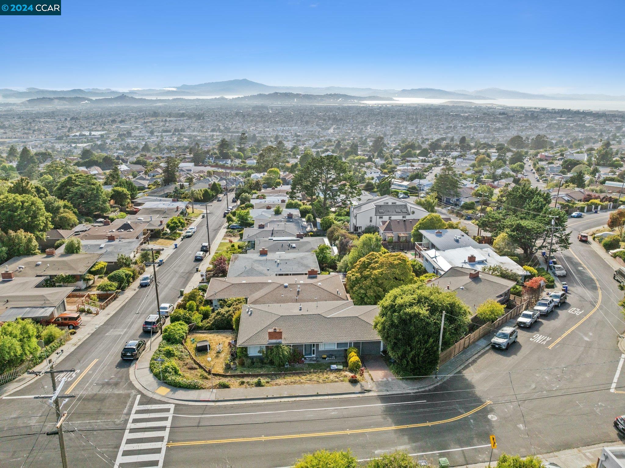 6545 Alta Vista Dr