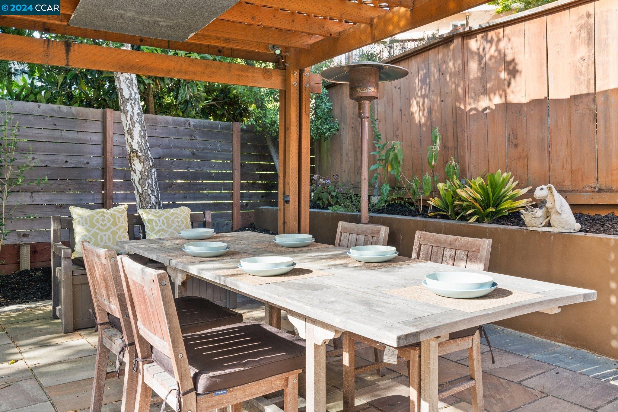 6545 Alta Vista Dr