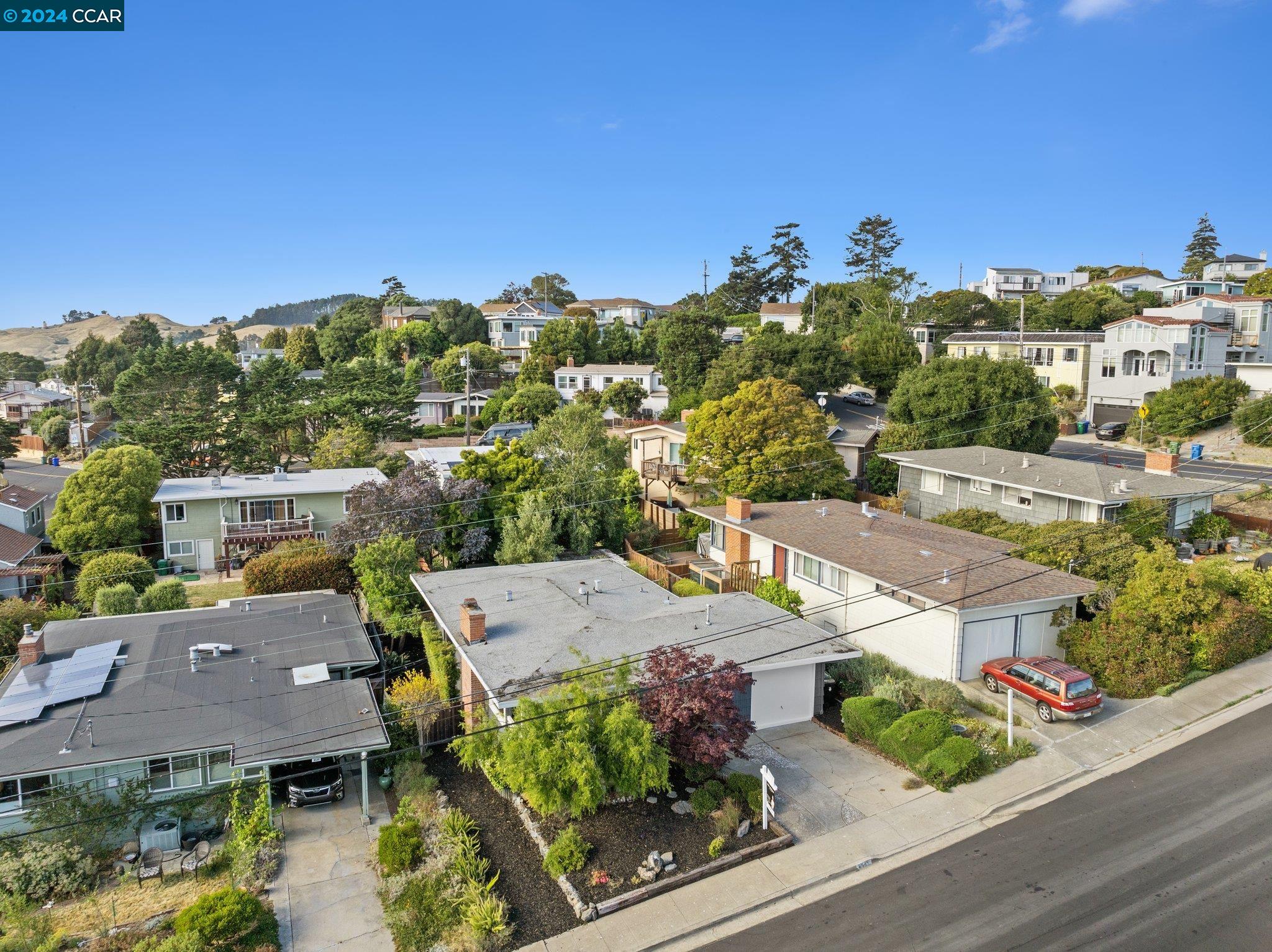 6545 Alta Vista Dr