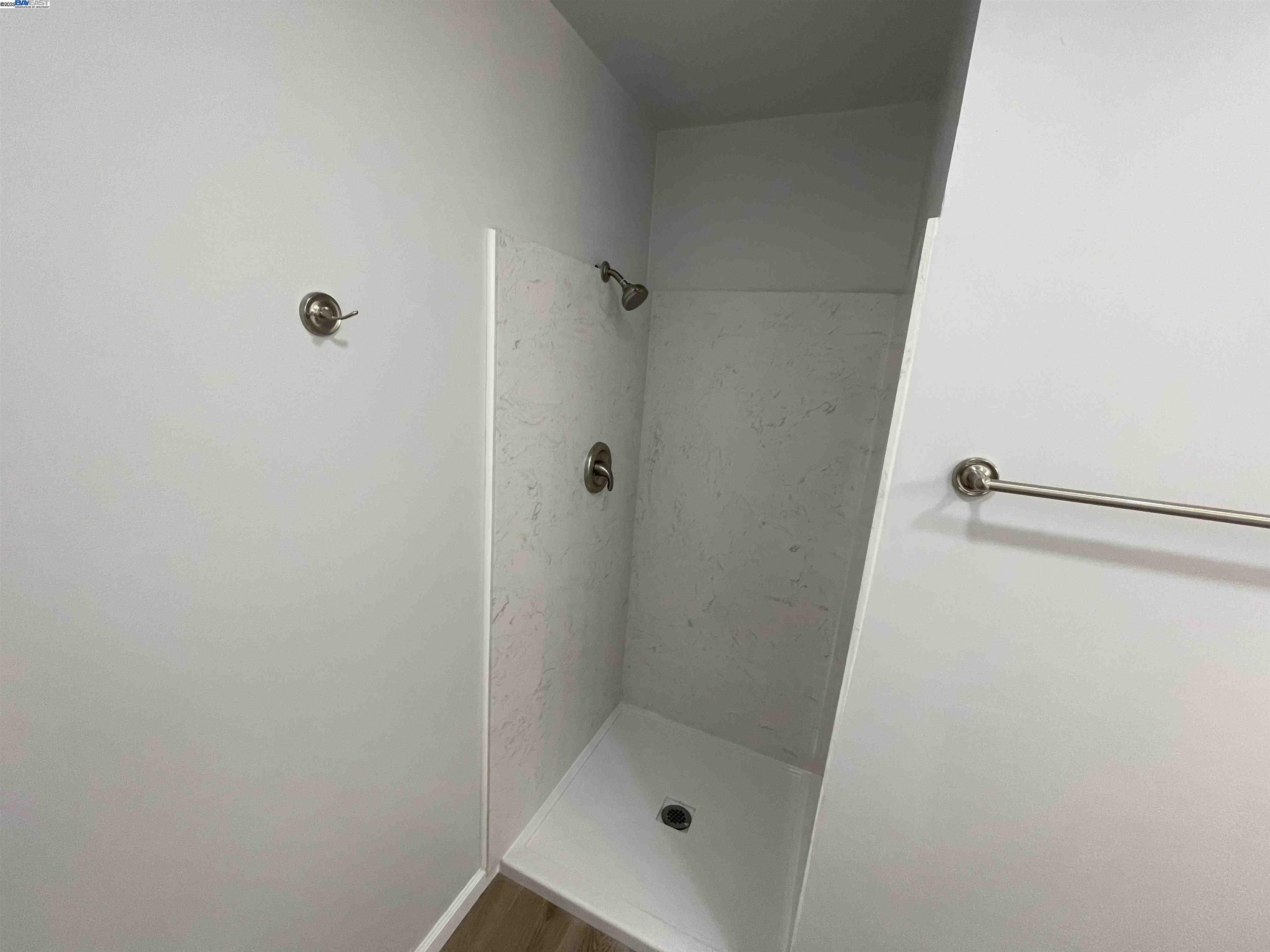 2832 Oliver Dr